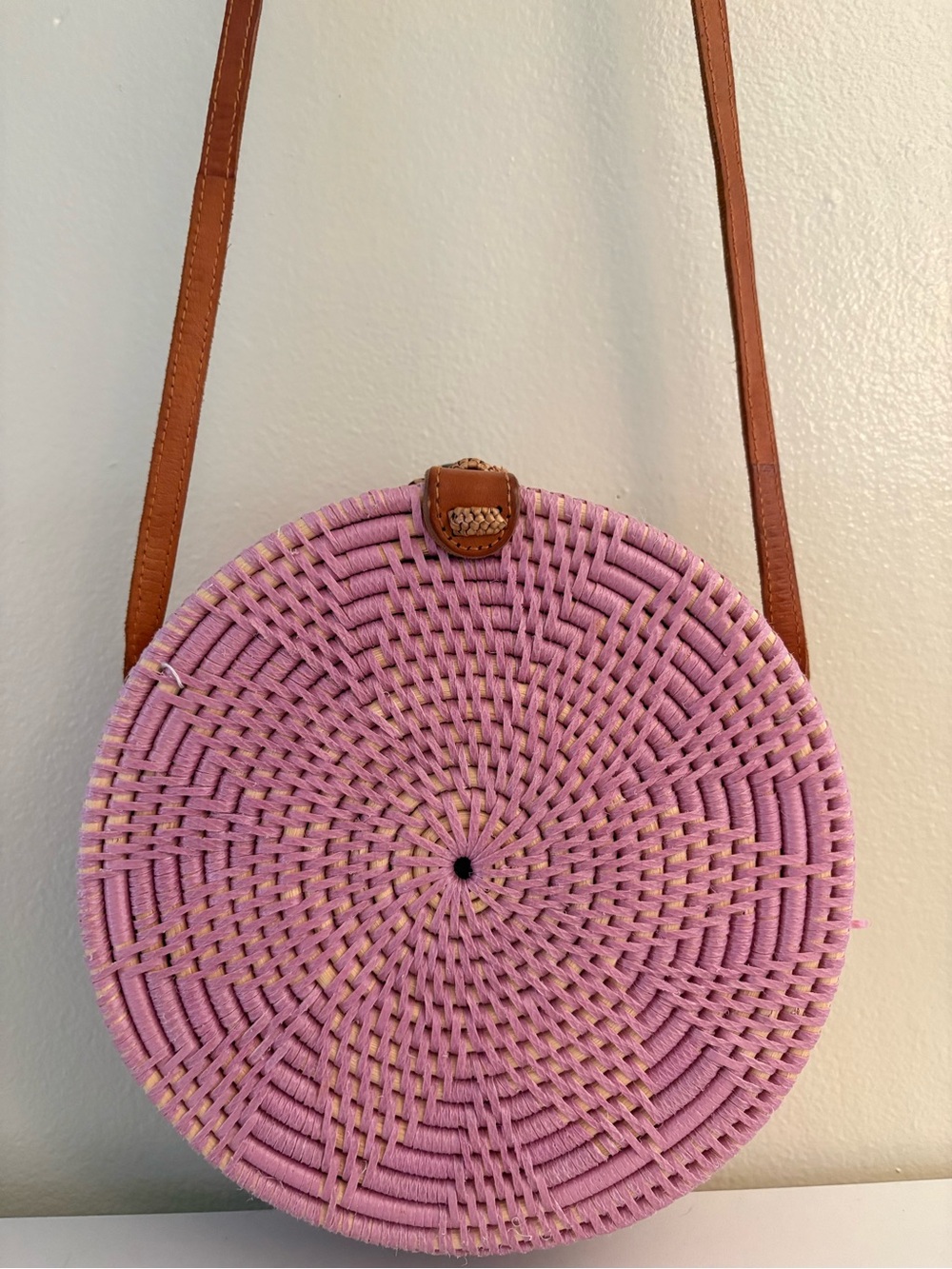 Lulus Beach Date Lilac Round Woven Rattan Purse
